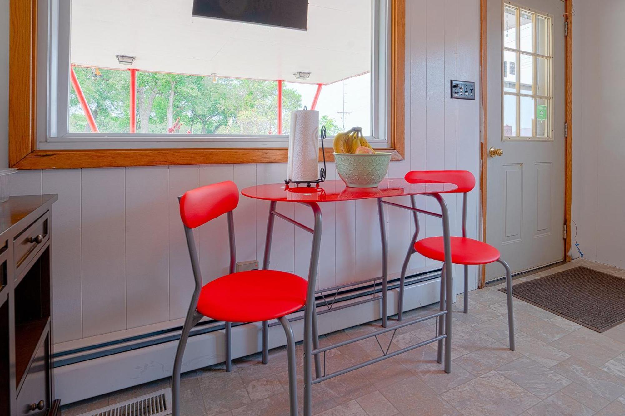 Oyo Hotel Lamberton Hwy 14 Экстерьер фото
